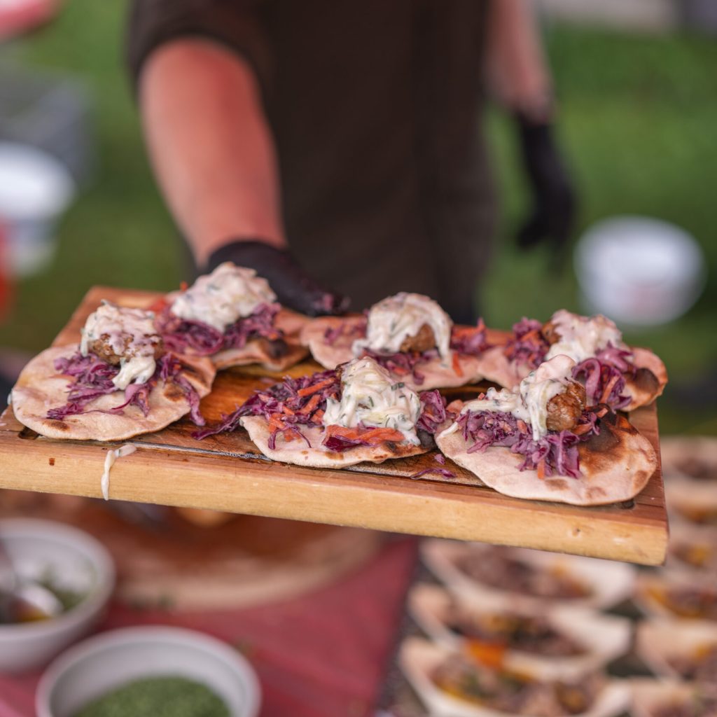 Lamm-Köfte auf Naan